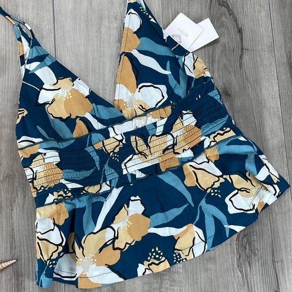 🔆ROXY🔆SIMPLE BLOSSOM PRINT TOP - Picture 7 of 15